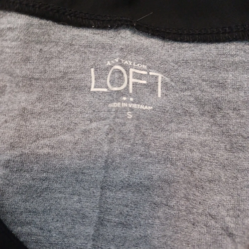 Ann Taylor LOFT Gray Tank Top Shirt Size Small - Picture 5 of 6